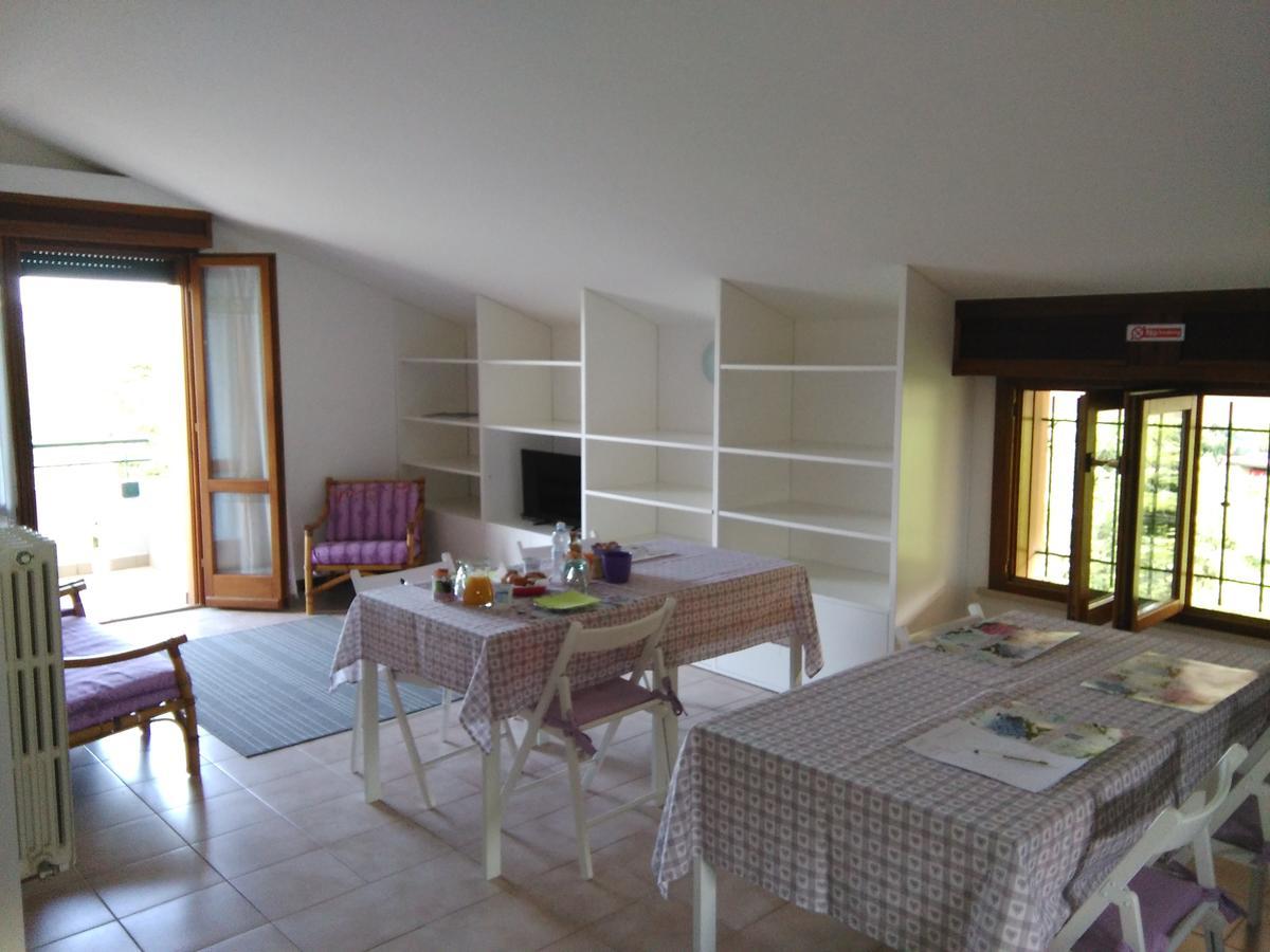 B&B San Bartolo เปซาโร ภายนอก รูปภาพ